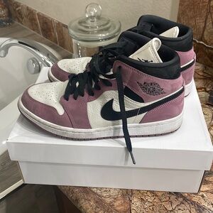 Womens Air Jordans, slightly worn